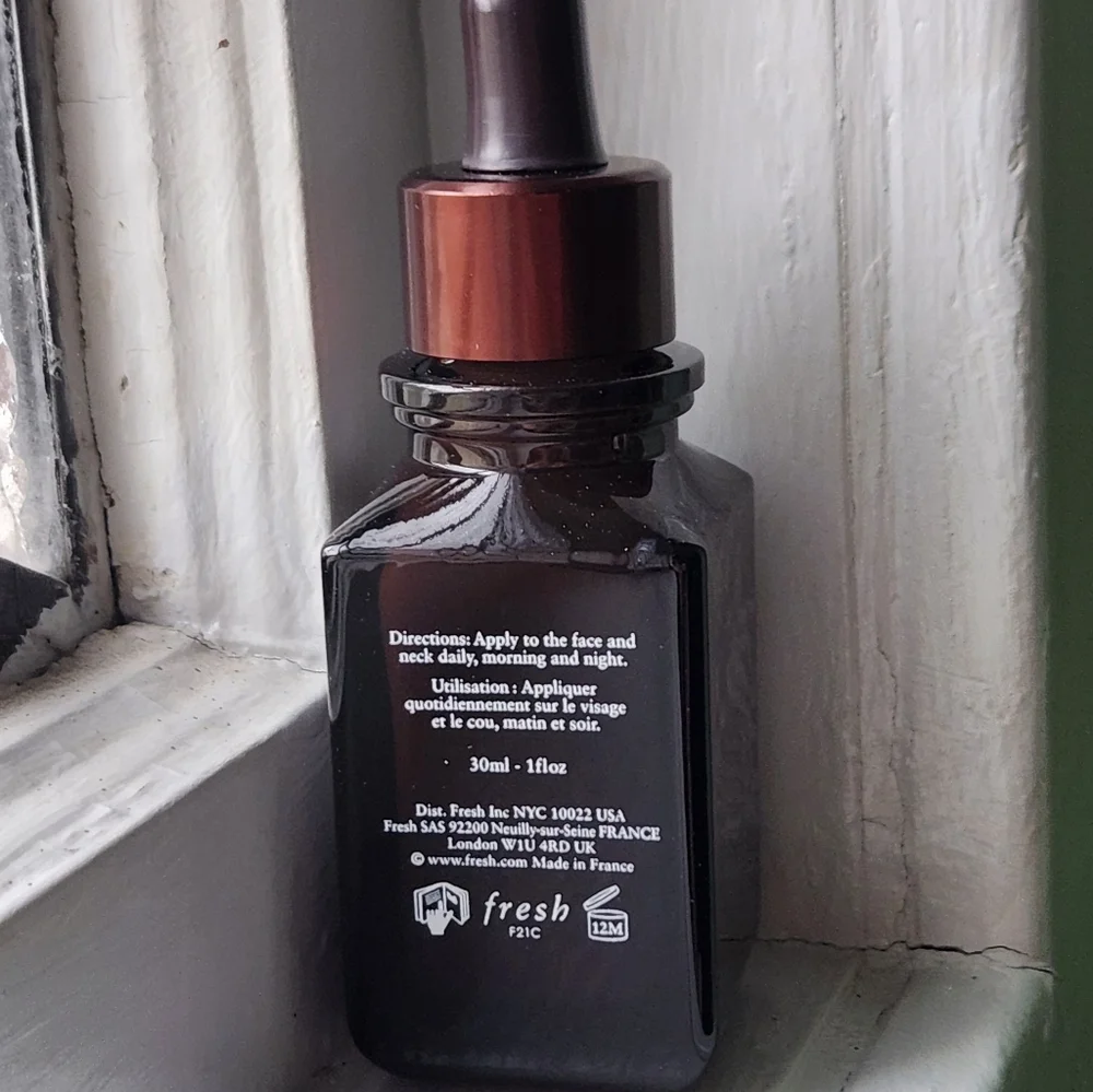 NIB FRESH BLACK TEA RENEWAL SERUM - Picture 13 of 14